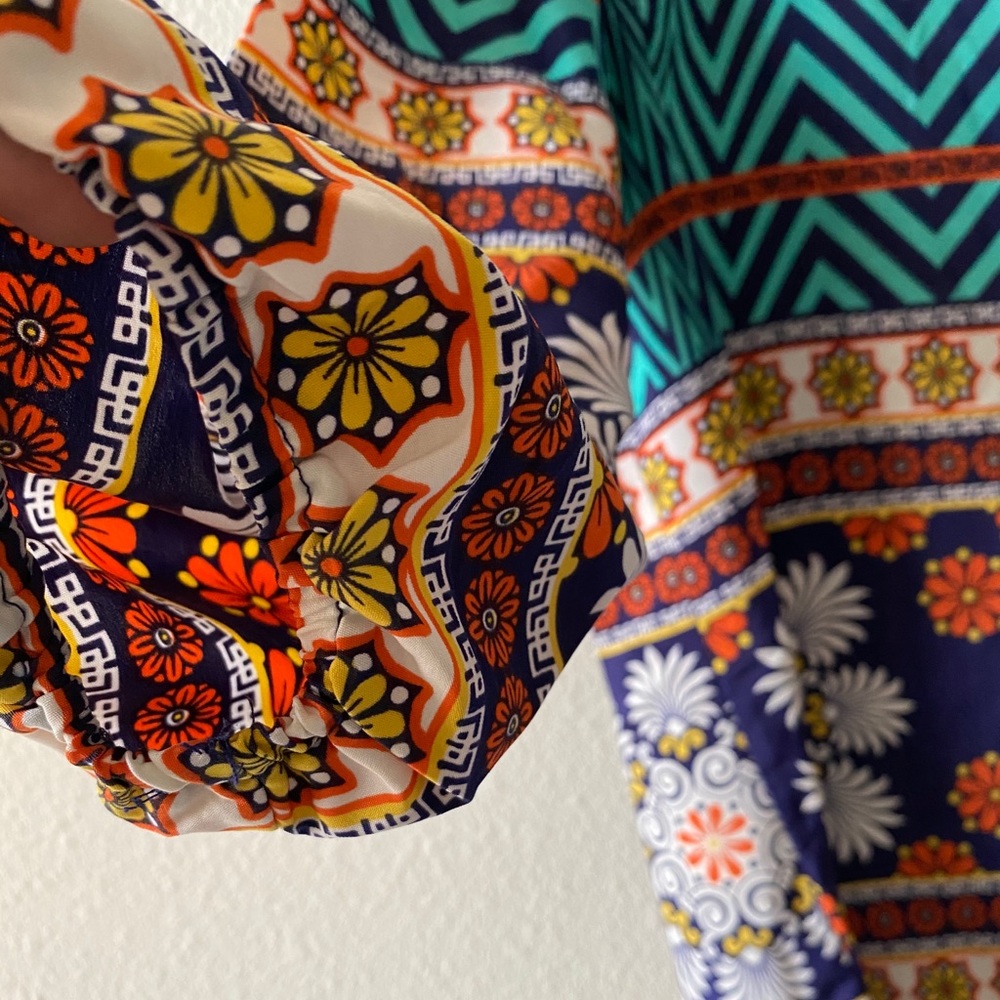 Unique Printed Top - Picture 4 of 9